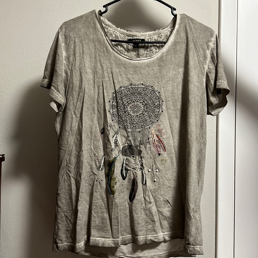 A Gerry short sleeved XL sized tee